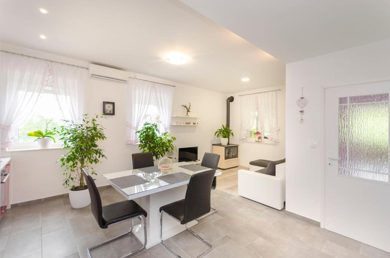 Rupe Apartment Luka מראה חיצוני תמונה