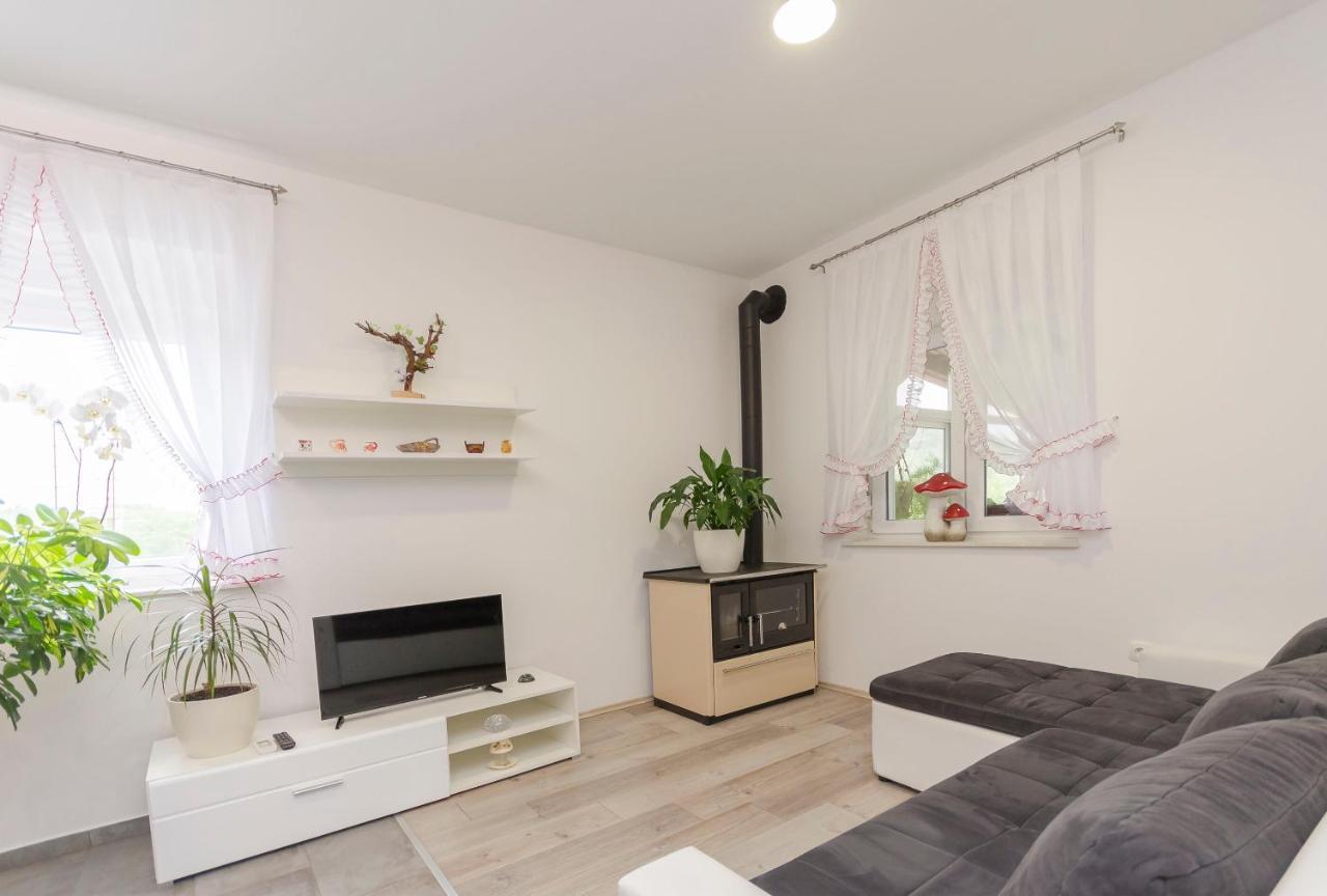 Rupe Apartment Luka מראה חיצוני תמונה