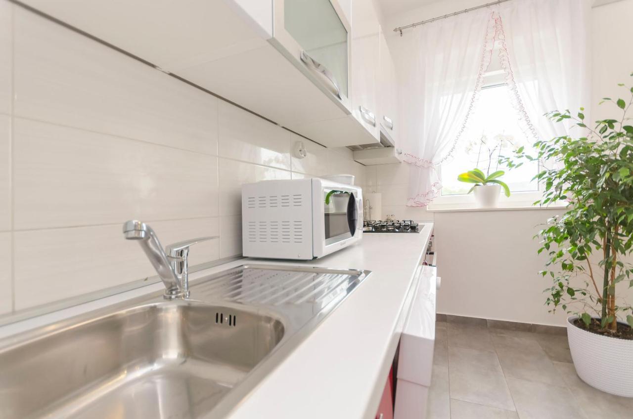 Rupe Apartment Luka מראה חיצוני תמונה